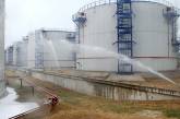 В Николаеве «горела» нефтебаза: спасатели с ликвидацией ЧС справились