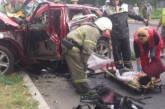 В центре Донецка взорвалось авто с женщиной-водителем