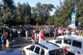 В Донецке митинг: местные жители требуют ОБСЕ "открыть глаза" . ВИДЕО