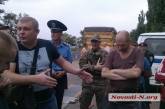 На въезде в Николаев установили весовой комплекс: водители фур устроили стихийный митинг
