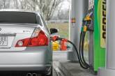 Яценюк поручил проверить адекватность цен на топливо на украинских заправках