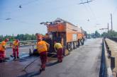 В Николаеве дорожники восстановили покрытие на ортотропной плите Ингульского моста