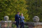 Кэмерон и Меркель выступили за сохранение санкций против России