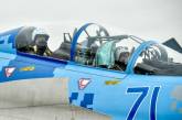 Порошенко в Запорожье полетал на истребителе Су-27. ФОТО