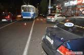 В Николаеве троллейбус протаранил припаркованный Mitsubishi