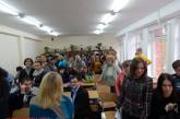 Вице-мэр запрещал журналисту снимать визит Гранатурова в школу Корабельного района (ВИДЕО)