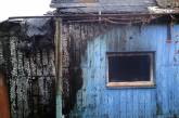 В Николаеве спасатели ликвидировали пожар бани и спасли рядом расположенный жилой дом