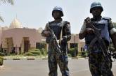 В столице Мали напали на отель и захватили заложников