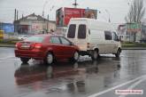 В Николаеве столкнулись грузовой микроавтобус и легковой автомобиль