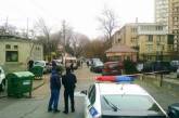 В Одессе полиция задержала мужчину, который закрылся в квартире и угрожал взорвать гранату
