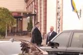Спикер МВД распространил скандальное видео встречи Саакашвили с владельцем "Уралхима"