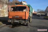В Николаеве снова задержали грузовик, который вывозил очередную партию металла с завода им. 61 коммунара
