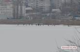 В Николаеве ледостав: рыбаки и хоккеисты вышли на Ингул и Южный Буг