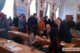 Началась бюджетная сессия Николаевского горсовета: в зале - представители СБУ и активисты