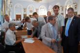 Депутатам пришлось «постараться», чтобы избрать Почетного гражданина города Николаева