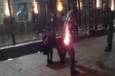 Ночью посольство РФ в Киеве пытались поджечь коктейлями Молотова