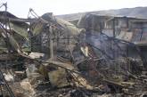 Пожар в продовольственном магазине уничтожил товар, оборудование и крышу здания