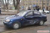 В центре Николаева столкнулись три авто: пострадали женщина и 4-летний ребенок