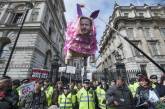 В Лондоне многотысячная толпа потребовала отставки Кэмерона из-за "панамских документов"