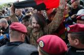 По всей Украине в ходе празднования Дня Победы задержали около ста человек, -Нацполиция