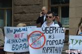 «Уберите из города курятник»: под Николаевским горисполкомом прошел пикет против незаконных будок