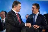 Порошенко назначил экс-генсека НАТО советником: чем отличились новые иностранцы при власти 