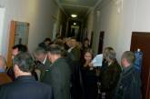 На первом этаже николаевского горисполкома образовалась «пробка» из желающих стать депутатами