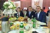 Губернатор Мериков уехал в Киев, чтобы вместе с депутатами помолиться за страну