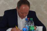 Глава фракции БПП в Николаевской облсовете требует от депутата Барны сложить депутатский мандат