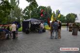 В Николаеве активисты палаточного городка у ОГА заявили, что ночью задержали провокатора