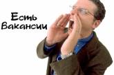 Только каждый 23-й работодатель, обратившийся в областную службу занятости, может предложить работникам достойный заработок