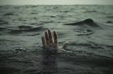 В Николаеве спасли женщину, которую течением унесло за 2,5 км от берега на Намыве. ВИДЕО