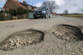 97% украинских дорог фактически разрушены, - министр инфраструктуры