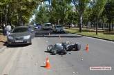 В Николаеве мотоцикл «Хонда» врезался в автомобиль «Хюндай»: пострадали два человека