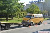 В Николаеве пьяный водитель на «Газели»-фургоне врезался в «Газель»-грузовик
