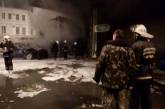 В Одессе автомобиль врезался в АЗС: взрывы, пожар. ФОТО, ВИДЕО