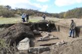На берегу Александровского водохранилища продолжаются археологические раскопки. ФОТО