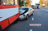 В Николаеве из-за пьяного пешехода "Тойота" врезалась в троллейбус