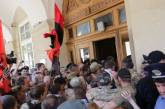 В Виннице проходит "тарифный митинг", активисты пытались прорваться в мэрию (фото, видео)  