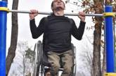 Житель Вознесенска, прикованный к инвалидному креслу, стал легендой украинского Workout
