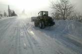 Непогода на Николаевщине: из заносов спасатели достали 129 автомобилей