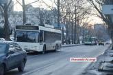 Из-за обрыва контактной сети в Николаеве остановилось движение троллейбусов на главной городской магистрали