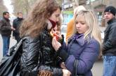 Николаевцев призывают поберечься от ВИЧ/СПИД и быть толерантными