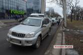 В центре Николаева столкнулись три автомобиля