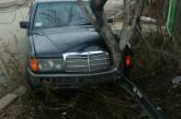 В Николаеве пьяный водитель сбил 13-летнего парня, уехал с места ДТП и врезался в дерево 