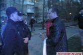 В Николаеве произошел конфликт между патрульными и пьяной компанией: задержаны двое