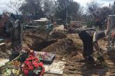 На Днепропетровщине тайно похоронили киллера экс-депутата Вороненкова