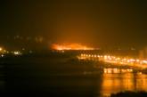 На окраине Киева пылает масштабный пожар