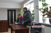 В Николаеве Центральный суд избирает меру пресечения участникам ОПГ, возглавляемой чеченцем Апти