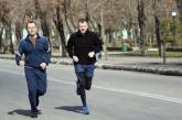Заместитель главы Николаевской ОГА приглашает с ним бегать и фотографироваться по утрам за подарки